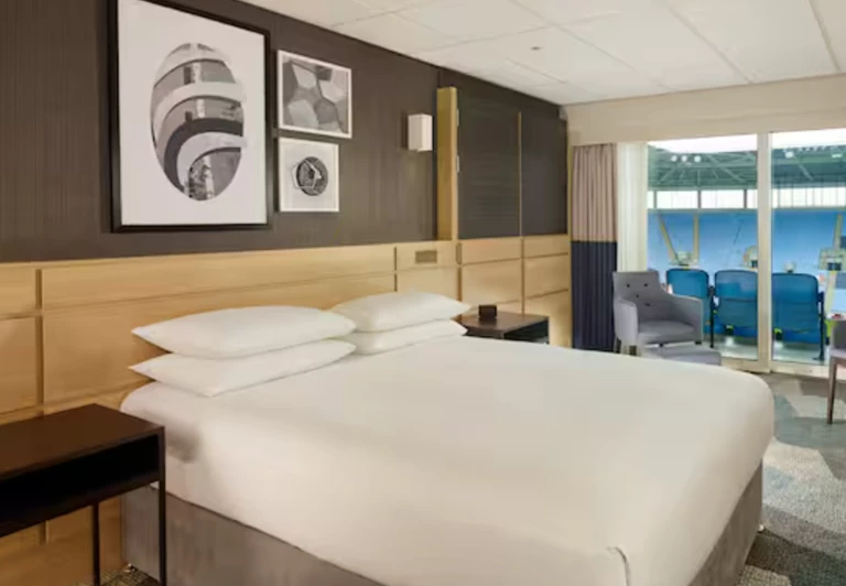 Find a hotel for Parkex